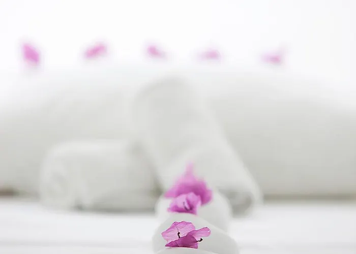 Notos Therme And Vlychada