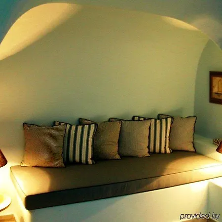 Notos Therme And By Mr And Mrs White 4* ヴリハーダ